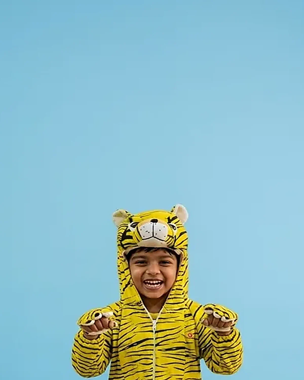 Tiger Costume for kids — Top half close-up — Yellow/Black colour — Plush Polyester fabric — Indian sizes S–L — Animals fancy dress for school annual day & sports day — Kolkata & West Bengal delivery — ZapCostumes